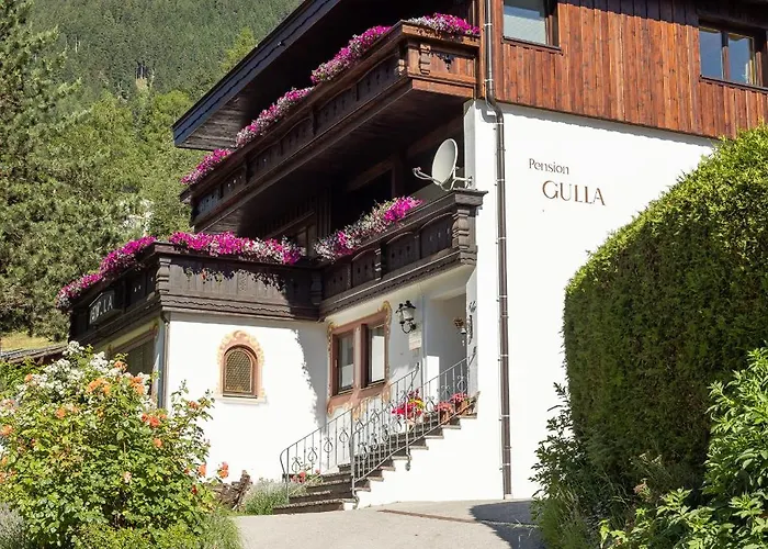 Pension Gulla - Ferienhaus Appartements B&B