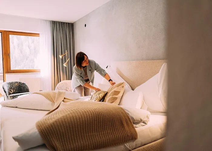 Quality Hosts Arlberg - Afoch Fei - Das Landhaus I Sommerkarte Premium